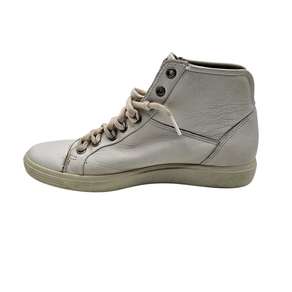 ECCO Soft 7 Shoes Womens Size 8 White‎ Leather High Top Comfort Casual Sneakers